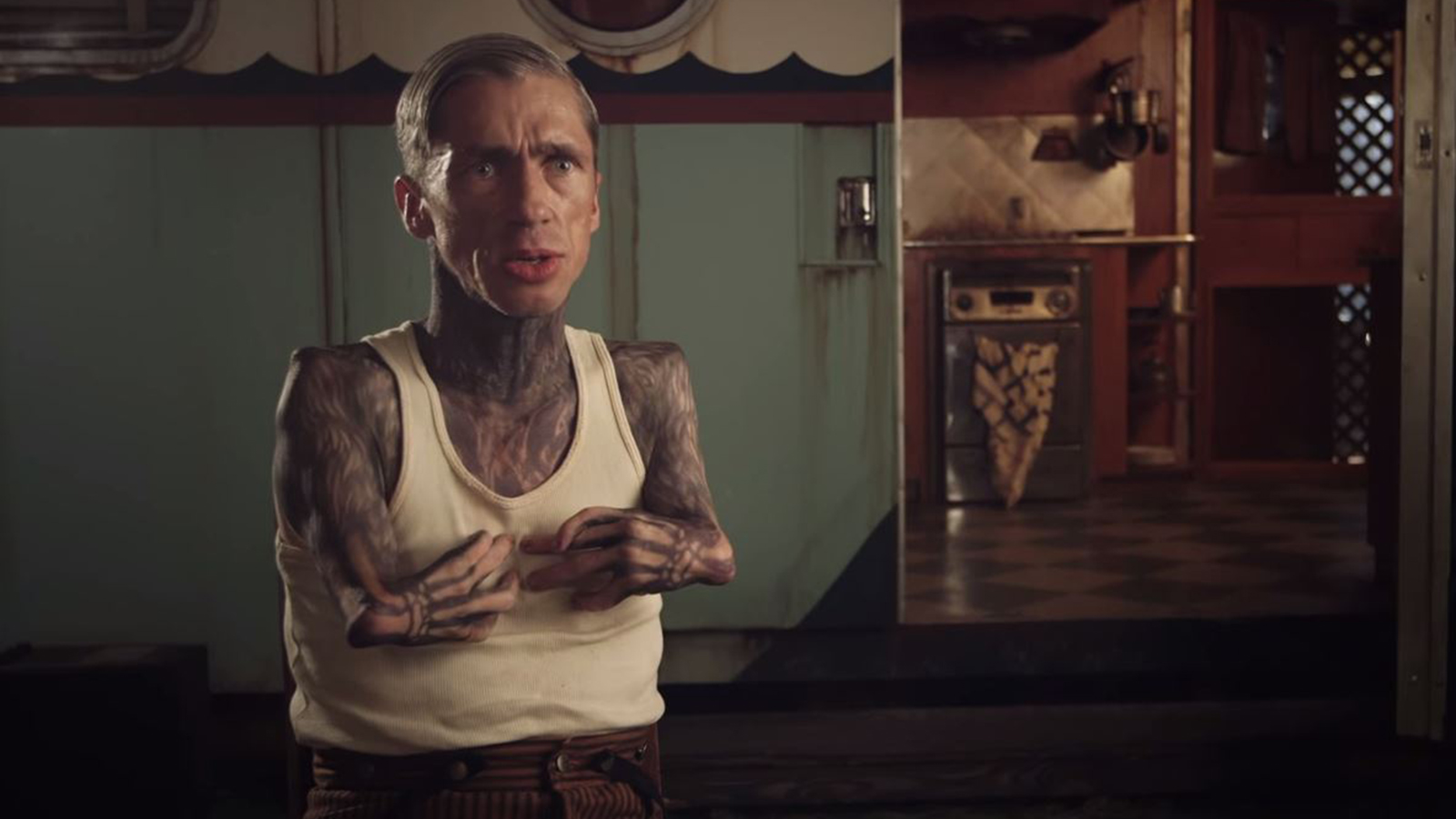 ужасы уродов. мэтт фрейзер американская история ужасов. ужасы уродов. американская история ужасов твисти. орки из властелина колец.